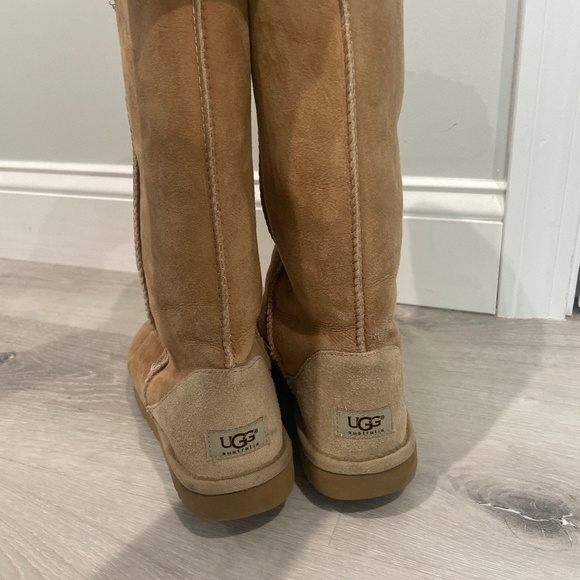 Classic Tall Sand UGG Boot - Picture 4 of 4
